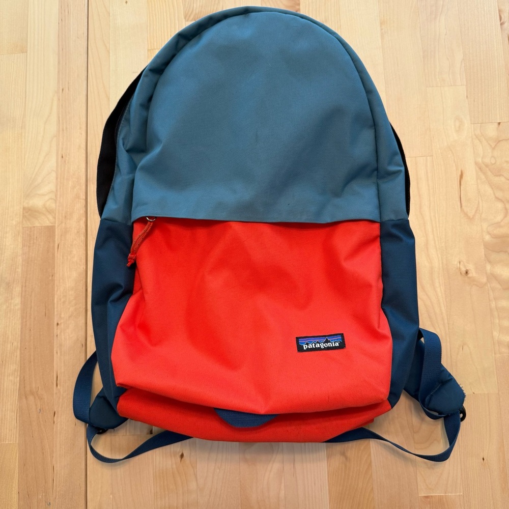 Patagonia Arbor Zip Backpack 22L